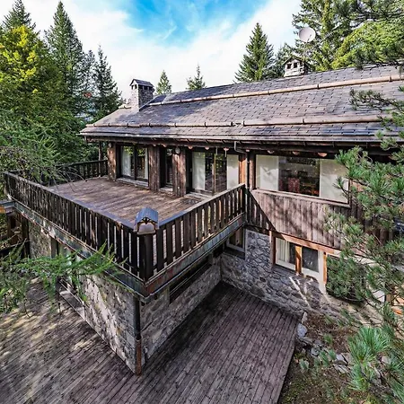 Madame Arolla Chalet *